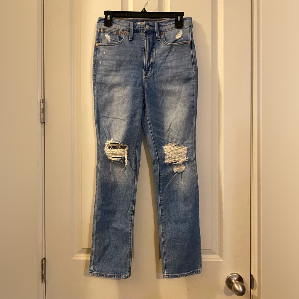 NWOT Madewell Women's Blue Distressed Jeans in size 25